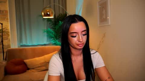 Pearl online show from 03/10/26, 05:29