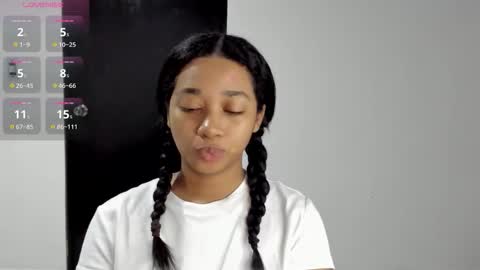 Snapshot of _blairwest_ chatting on 11/20/25, 08:14 _blairwest_ online show from 11/20/25, 08:14