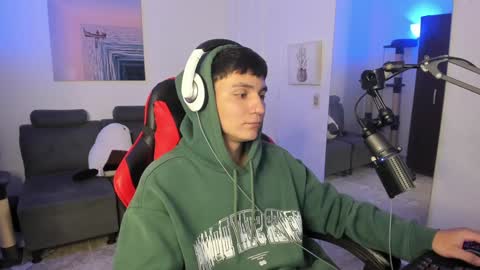 Snapshot of _blakee chatting on 01/01/25, 06:05 B L A K E online show from 01/01/25, 06:05