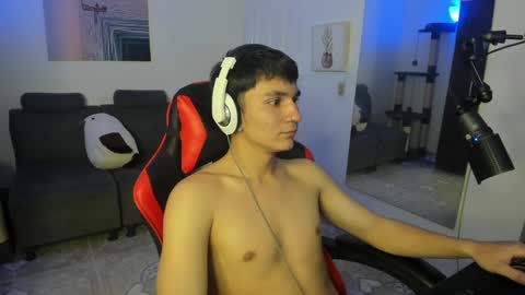 Snapshot of _blakee chatting on 01/08/25, 06:31 B L A K E online show from 01/08/25, 06:31