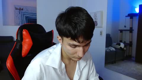 Snapshot of _blakee chatting on 01/30/25, 05:41 B L A K E online show from 01/30/25, 05:41