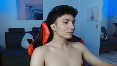 Snapshot of _blakee chatting on 02/04/25, 02:07 B L A K E online show from 02/04/25, 02:07