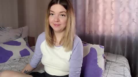 Elizabeth online show from 07/03/26, 12:11