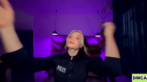 Snapshot of _blowjob_queen_ chatting on 09/30/25, 11:10 Hey were Vi and Alex VACATION FROM OCTOBER 31 TO NOVEMBER 12. AVAILABLE ON INST online show from 09/30/25, 11:10