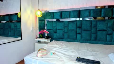 _bonnyandclyde online show from 02/08/26, 12:19