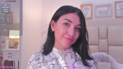 Snapshot of _brenda_becker chatting on 02/20/25, 01:57 Brenda online show from 02/20/25, 01:57