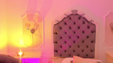 Snapshot of _brenda_becker chatting on 10/03/25, 07:44 Brenda online show from 10/03/25, 07:44