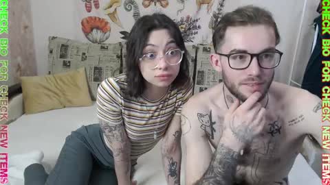 Snapshot of _by_double_sexy_miss_ chatting on 03/01/25, 06:35 _by_double_sexy_miss_ online show from 03/01/25, 06:35