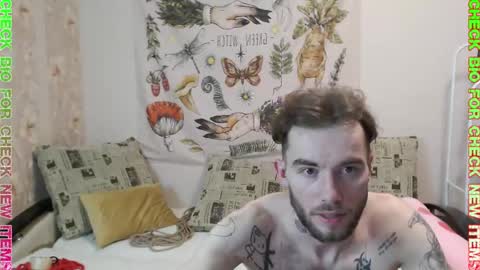 Snapshot of _by_double_sexy_miss_ chatting on 03/01/25, 07:15 _by_double_sexy_miss_ online show from 03/01/25, 07:15