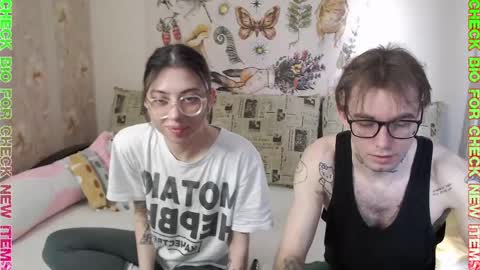 Snapshot of _by_double_sexy_miss_ chatting on 03/06/25, 04:52 _by_double_sexy_miss_ online show from 03/06/25, 04:52