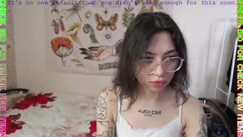 Snapshot of _by_double_sexy_miss_ chatting on 03/08/25, 04:45 _by_double_sexy_miss_ online show from 03/08/25, 04:45