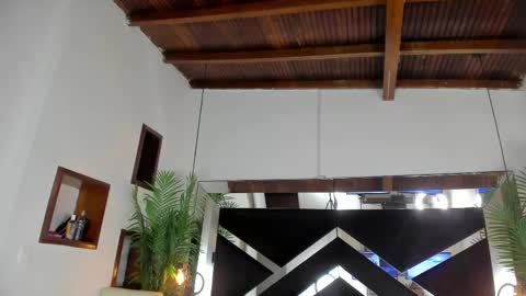 Snapshot of _candy_sweet chatting on 10/22/25, 06:07 Candy online show from 10/22/25, 06:07