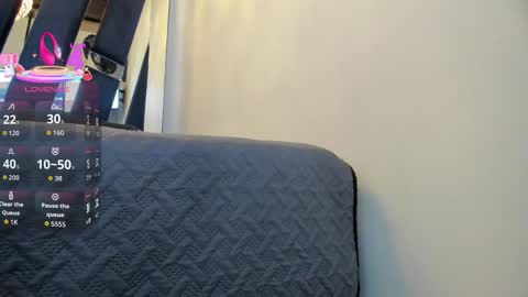 Snapshot of _candy_sweet chatting on 10/31/25, 12:06 Candy online show from 10/31/25, 12:06