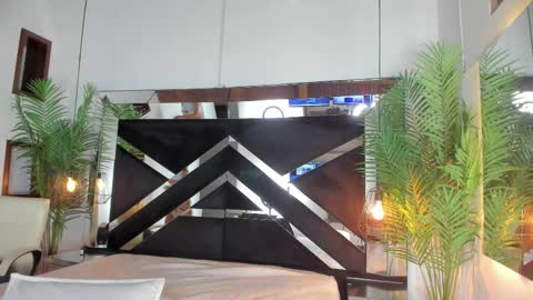 Snapshot of _candy_sweet chatting on 12/03/25, 06:17 Candy online show from 12/03/25, 06:17