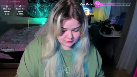 _candym1lky_ online show from 01/16/26, 07:12