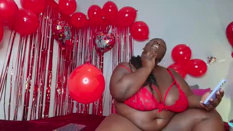 Snapshot of _carolinagomez chatting on 02/13/26, 07:54 Caro. online show from 02/13/26, 07:54