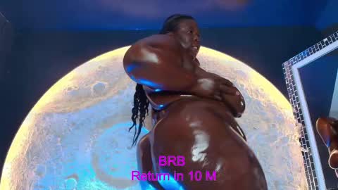 Snapshot of _carolinagomez chatting on 04/23/26, 07:16 Caro. online show from 04/23/26, 07:16