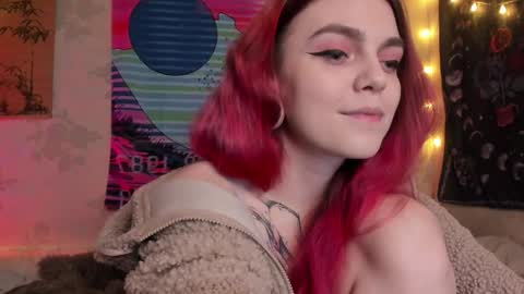 Caroline online show from 02/09/25, 02:18