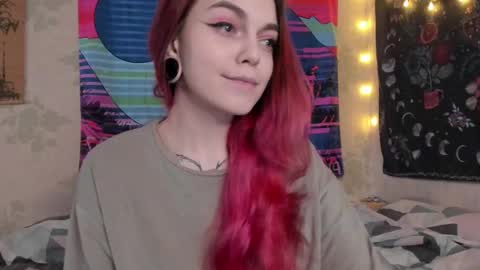 Caroline online show from 03/04/25, 01:59