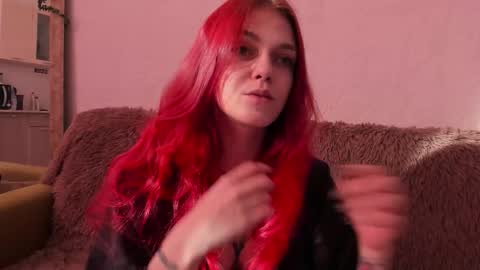 Caroline online show from 10/01/25, 12:22