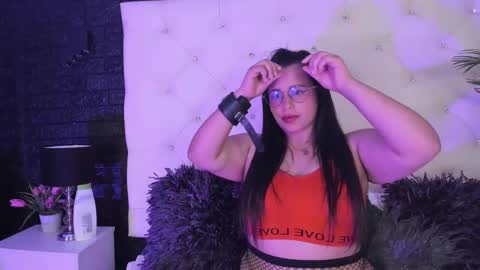 Caroline Sweet online show from 01/08/25, 06:20