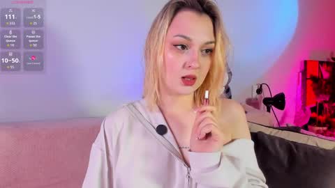 Christina Chris online show from 05/22/26, 09:37