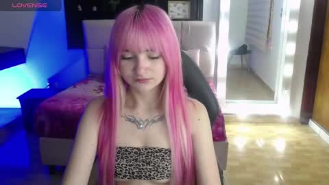 _charlotte_collins_ online show from 05/05/26, 03:53
