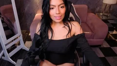 Snapshot of _charlottee_b chatting on 04/09/26, 09:09 _charlottee_b online show from 04/09/26, 09:09
