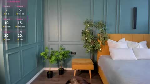 _chillbacca_ online show from 09/17/25, 12:07