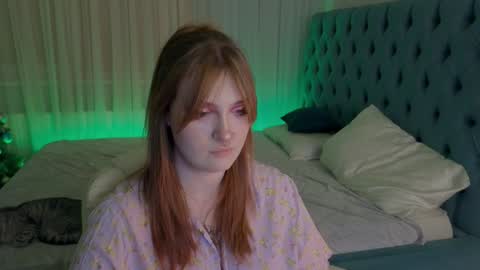 Alisa NO NUDE online show from 01/23/25, 03:58