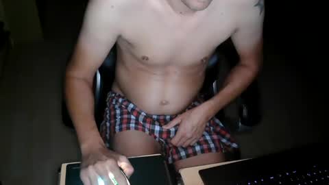 Snapshot of _chris_87 chatting on 09/17/25, 09:16 chris 87 online show from 09/17/25, 09:16