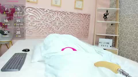 Snapshot of _cinnamon_star chatting on 06/23/26, 12:47 _cinnamon_star online show from 06/23/26, 12:47