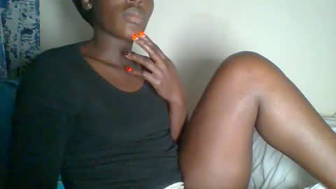 Snapshot of _clara01 chatting on 01/18/25, 11:43 clara online show from 01/18/25, 11:43