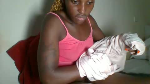 Snapshot of _clara01 chatting on 01/30/25, 10:08 clara online show from 01/30/25, 10:08