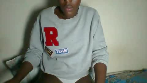 Snapshot of _clara01 chatting on 03/03/25, 10:49 clara online show from 03/03/25, 10:49