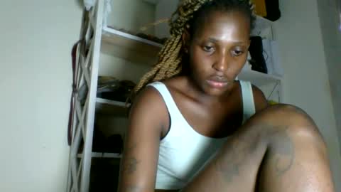 Snapshot of _clara01 chatting on 05/21/26, 07:59 clara online show from 05/21/26, 07:59