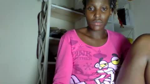 Snapshot of _clara01 chatting on 05/27/26, 06:43 clara online show from 05/27/26, 06:43