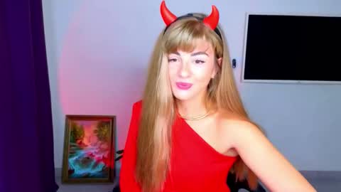 D online show from 10/31/25, 06:20