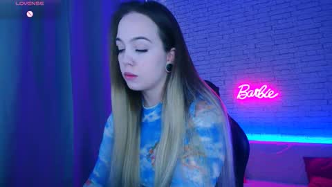 Nica online show from 02/25/26, 08:13