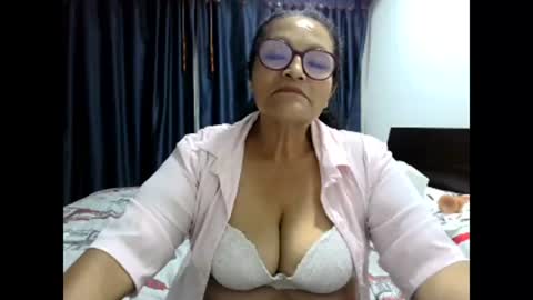 _cristal15 online show from 11/11/25, 03:50