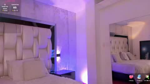     online show from 10/12/25, 08:08