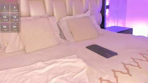     online show from 10/16/25, 09:05