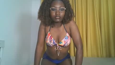 Snapshot of _cutestephanie chatting on 09/12/25, 02:00 STEPH online show from 09/12/25, 02:00