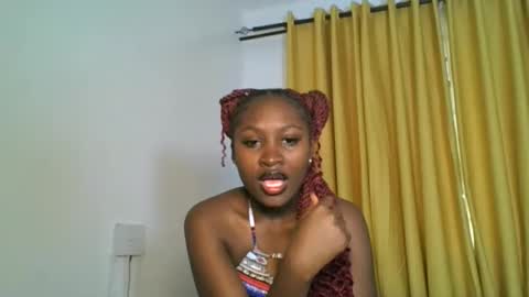 Snapshot of _cutestephanie chatting on 12/16/25, 02:00 STEPH online show from 12/16/25, 02:00