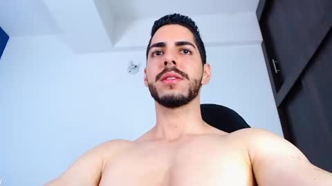 Snapshot of _davidwolf chatting on 01/19/25, 03:18 David online show from 01/19/25, 03:18