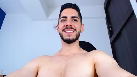 Snapshot of _davidwolf chatting on 01/28/25, 10:23 David online show from 01/28/25, 10:23