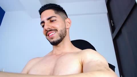 Snapshot of _davidwolf chatting on 02/10/25, 11:34 David online show from 02/10/25, 11:34