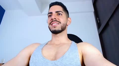 Snapshot of _davidwolf chatting on 02/12/25, 10:04 David online show from 02/12/25, 10:04