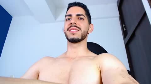 Snapshot of _davidwolf chatting on 02/19/25, 11:46 David online show from 02/19/25, 11:46