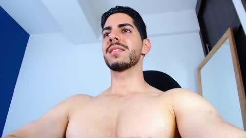 Snapshot of _davidwolf chatting on 03/04/25, 01:23 David online show from 03/04/25, 01:23